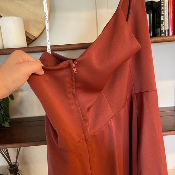 Size 8 David’s Bridal Crepe-Back Satin One-Shoulder Bridesmaid Dress - Worn Once - Picture 5 of 7